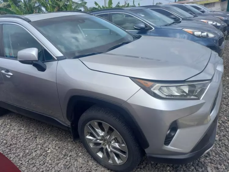 Toyota RAV 4