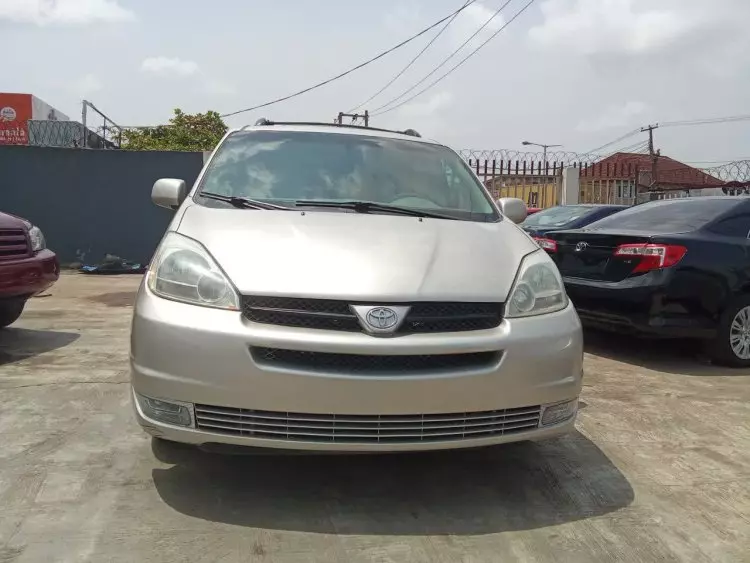 Toyota Sienna