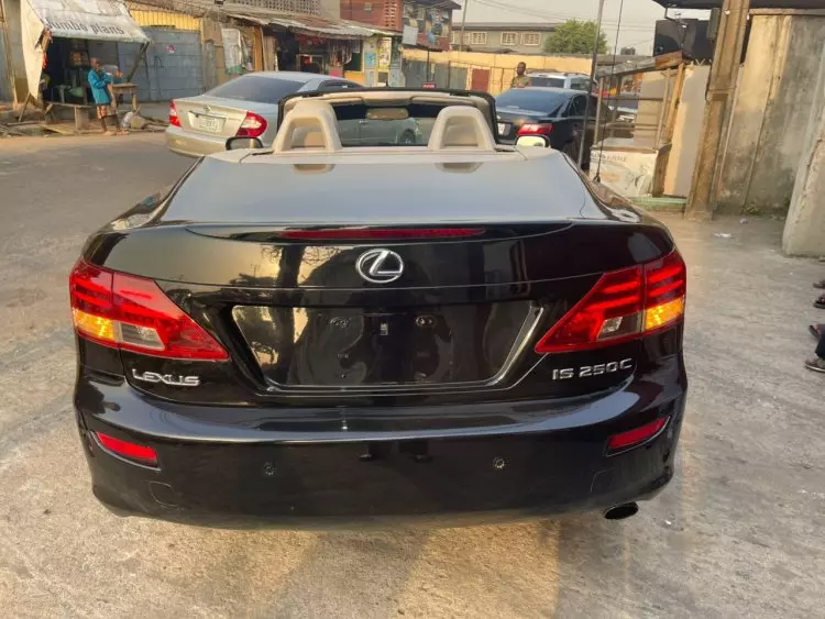 Lexus IS 250