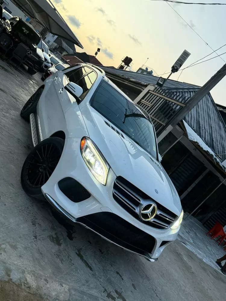 Mercedes-Benz GLE 350