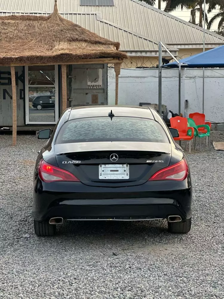 Mercedes-Benz CLA 250