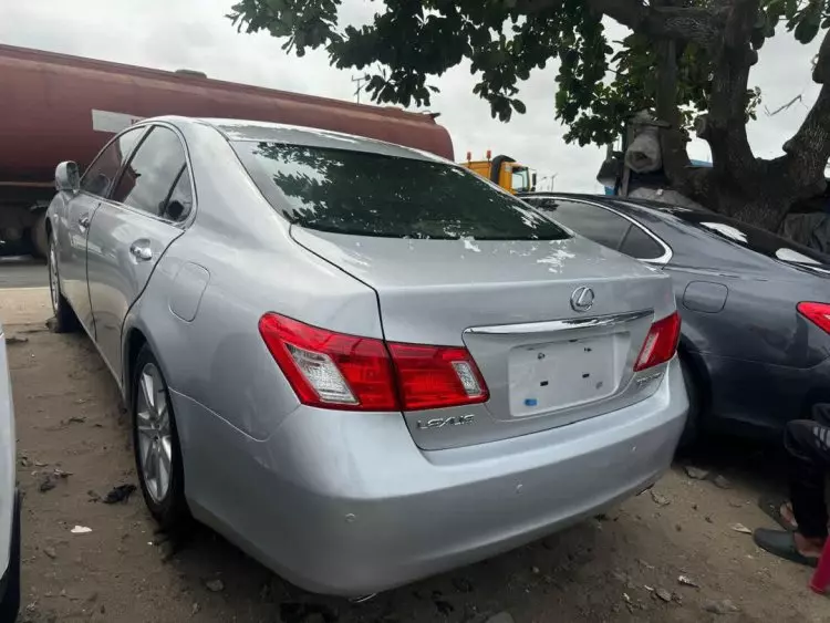 Lexus ES 350