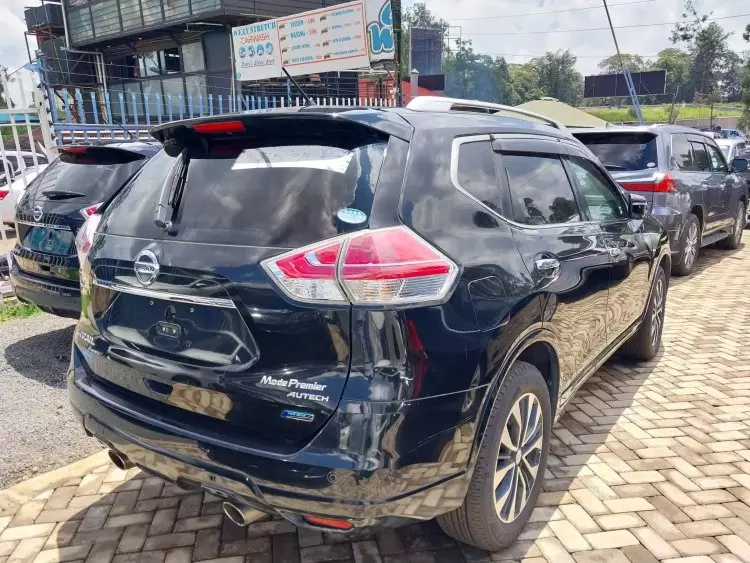 Nissan X-Trail