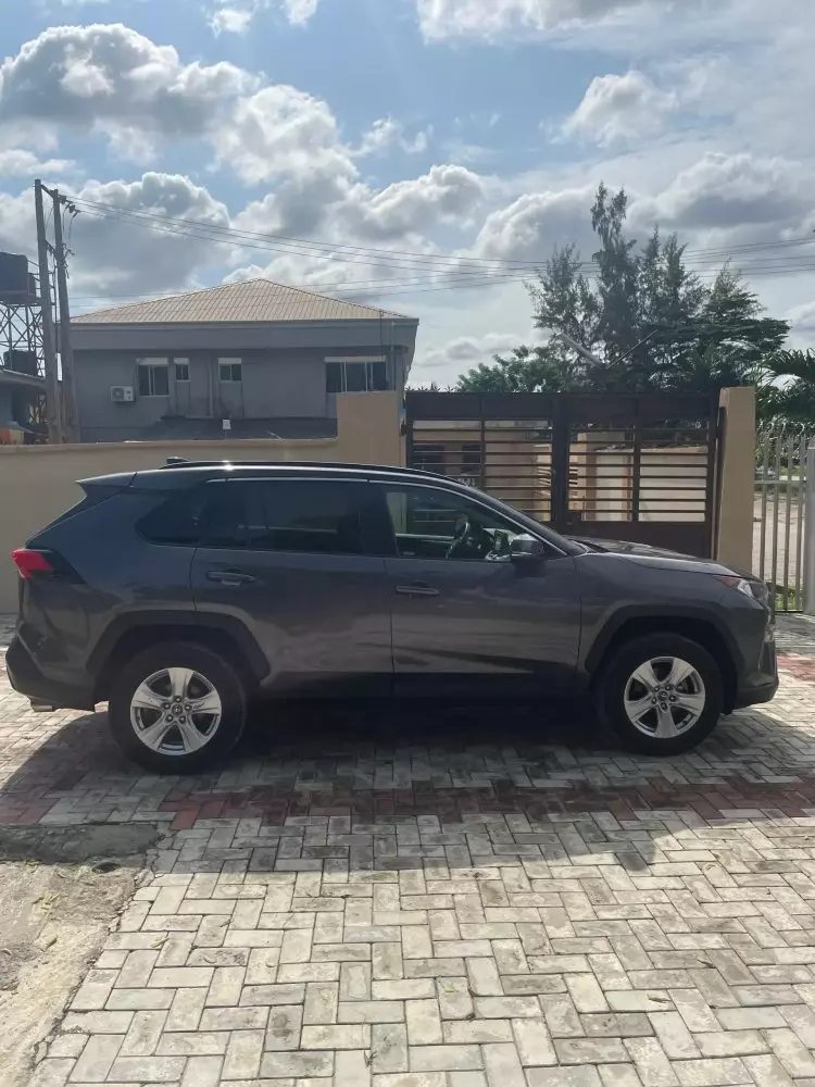 Toyota RAV 4