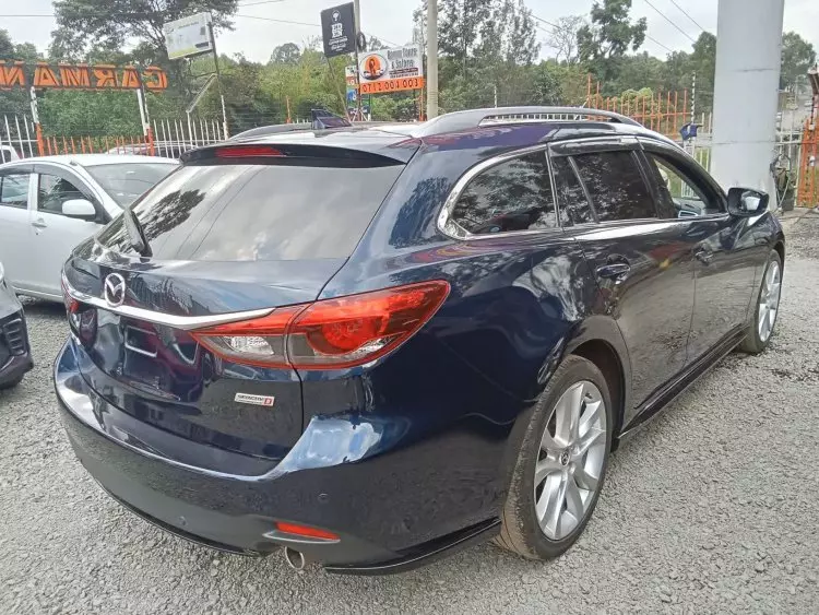Mazda Atenza