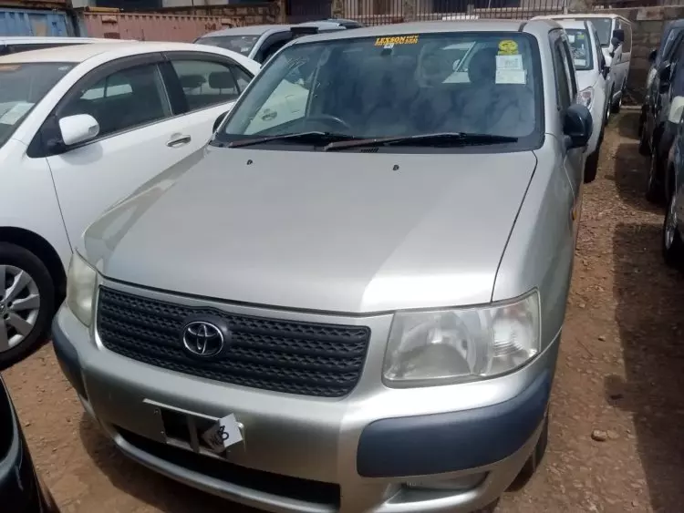 Toyota Succeed
