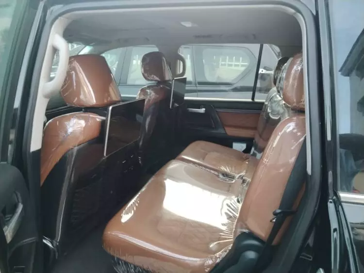 Toyota Land Cruiser GXR