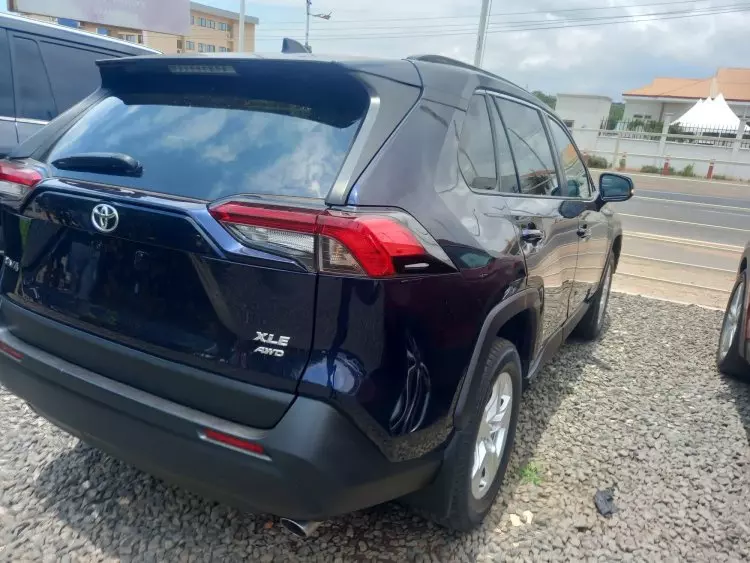 Toyota RAV 4