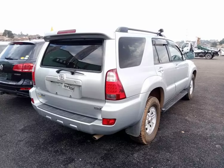Toyota surf