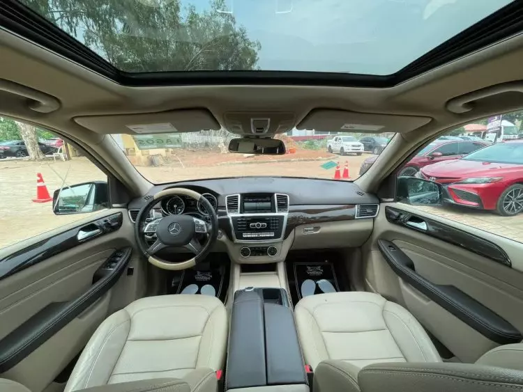 Mercedes-Benz ML 350