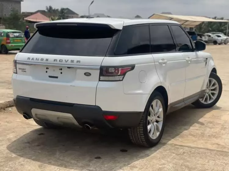 Land Rover  Range Rover Sport HSE Dynamic