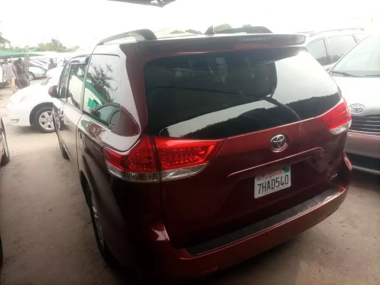 Toyota Sienna