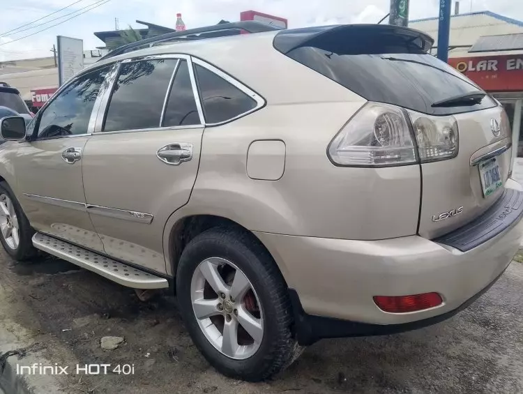 Lexus RX 330