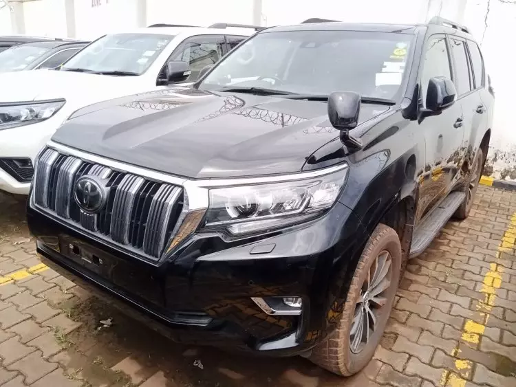 Toyota Landcruiser Prado