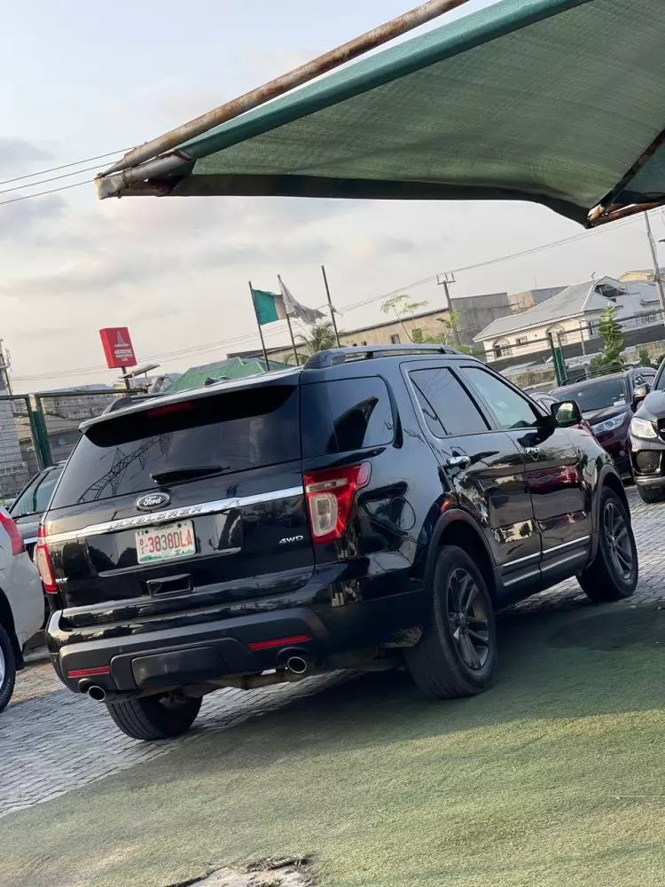 Ford Explorer
