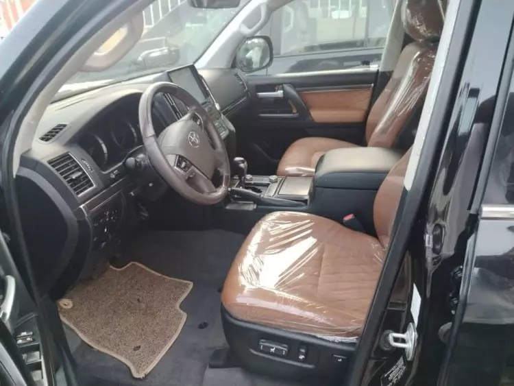 Toyota Land Cruiser GXR