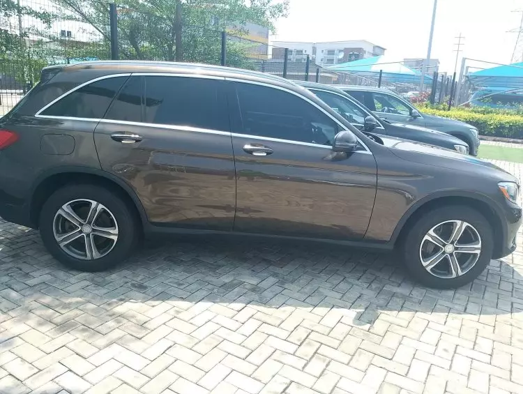 Mercedes-Benz GLC 300