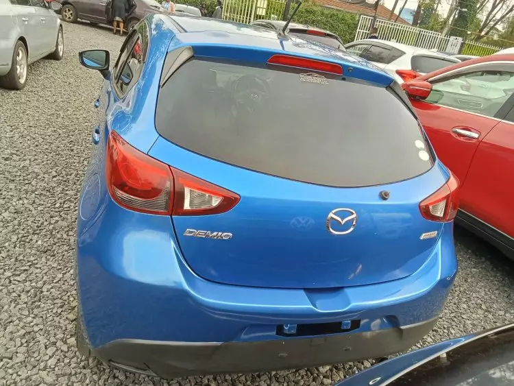 Mazda Demio