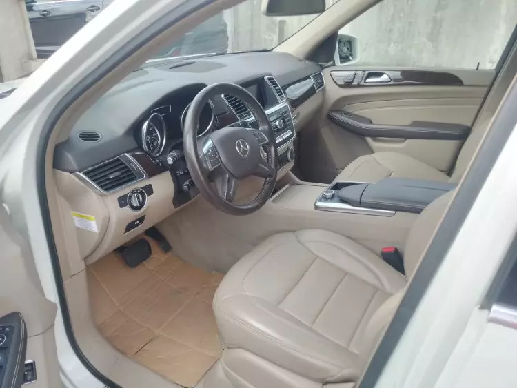 Mercedes-Benz ML 350