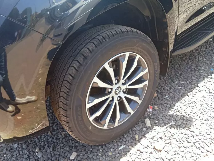 Toyota Landcruiser prado TX