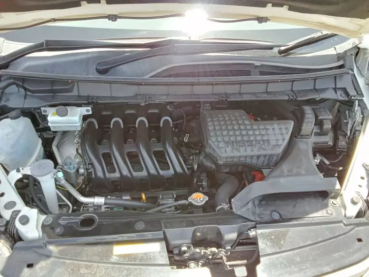 Nissan Serena Hybrid