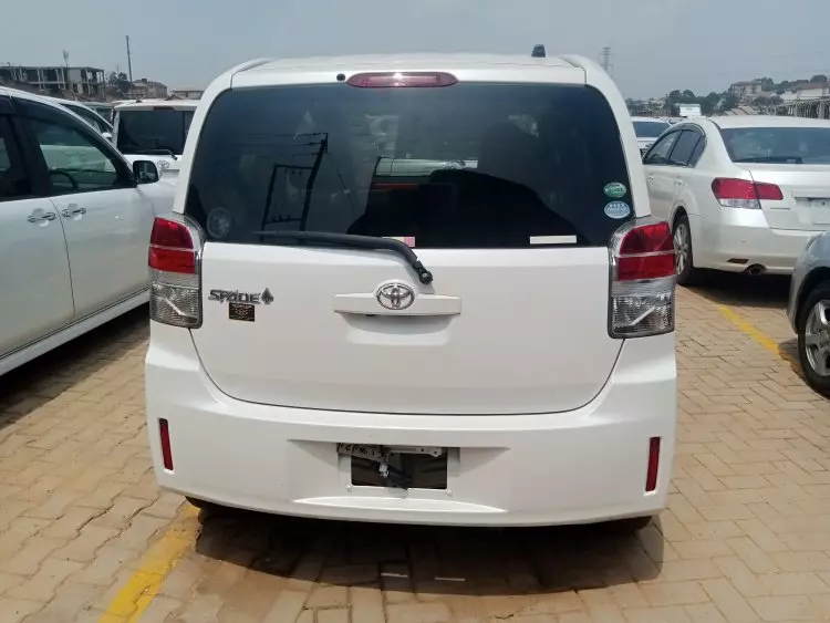 Toyota Spade