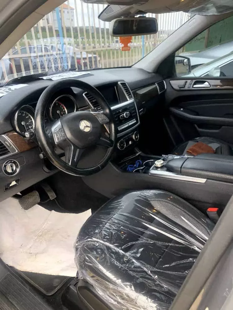 Mercedes-Benz ML 350