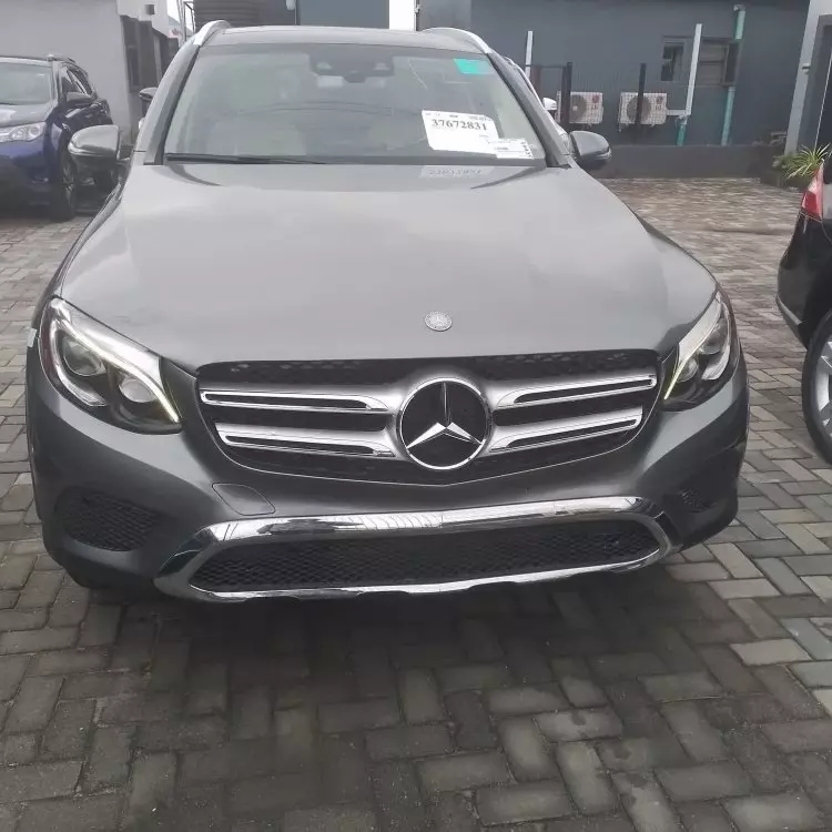 Mercedes-Benz GLC 300