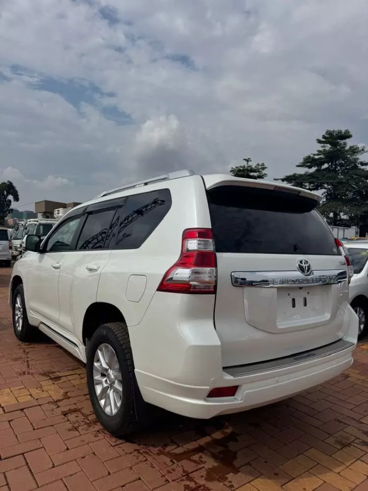 Toyota Landcruiser TZ.G