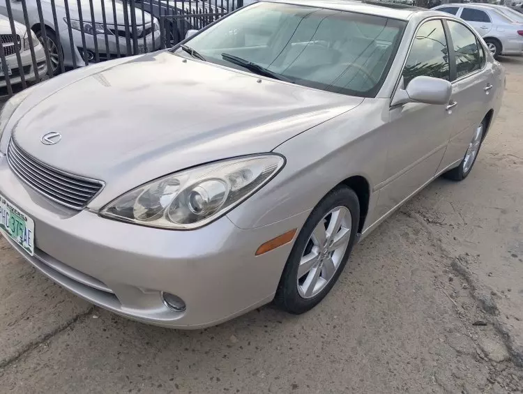 Lexus ES 330