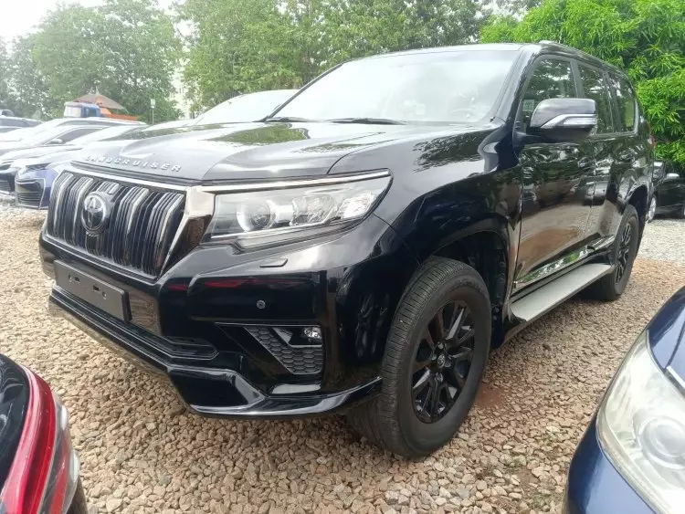 Toyota Landcruiser Prado