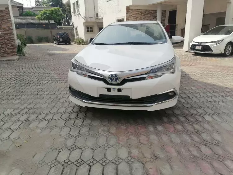 Toyota Corolla Hybrid 