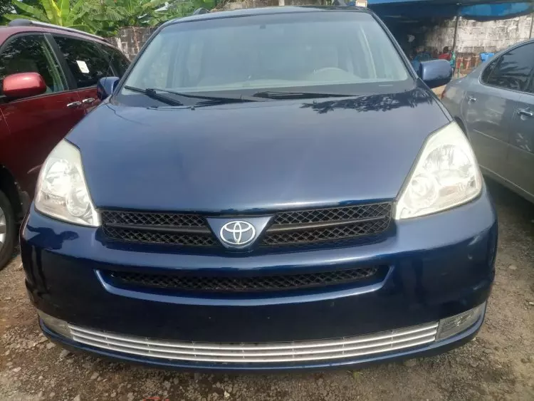 Toyota Sienna