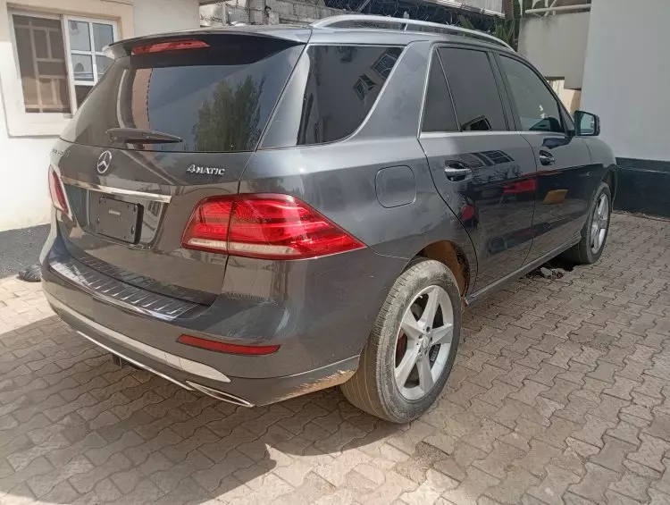 Mercedes-Benz GLE 350