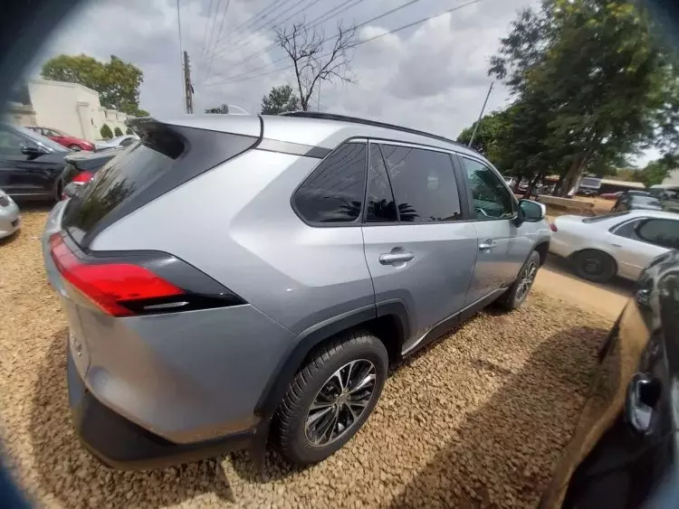 Toyota RAV 4