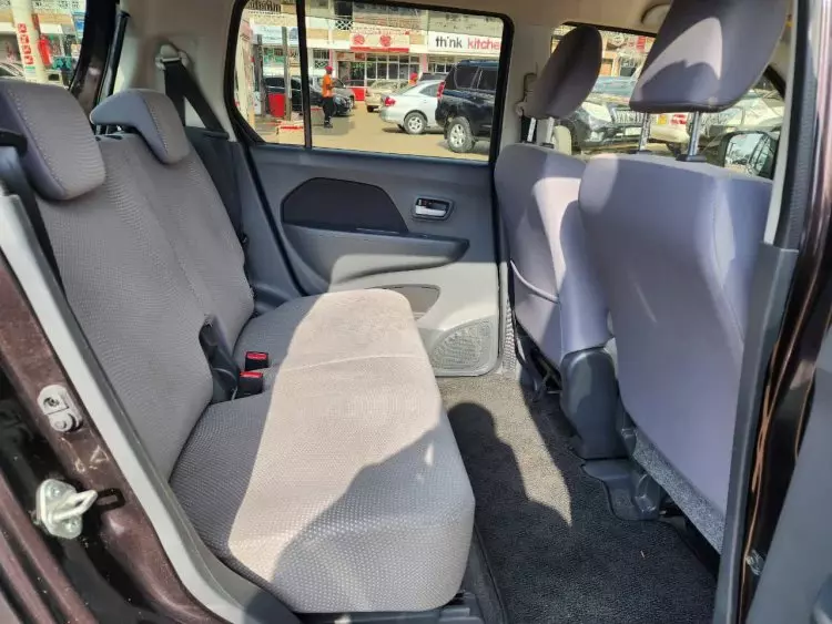 SUZUKI Wagon R