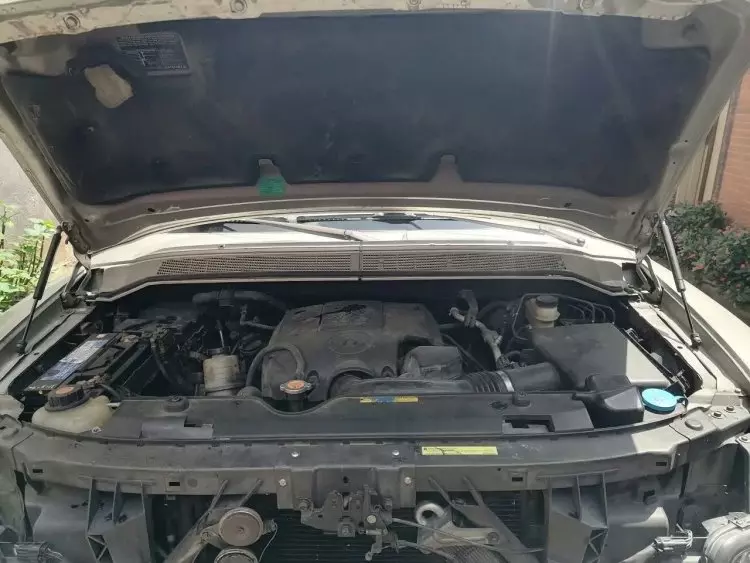 Infiniti QX56