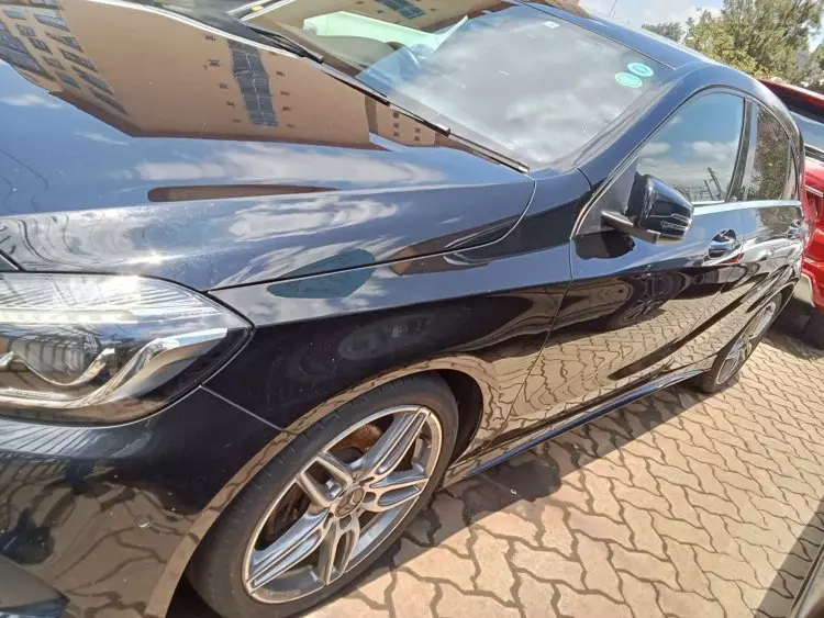 Mercedes-Benz A 180