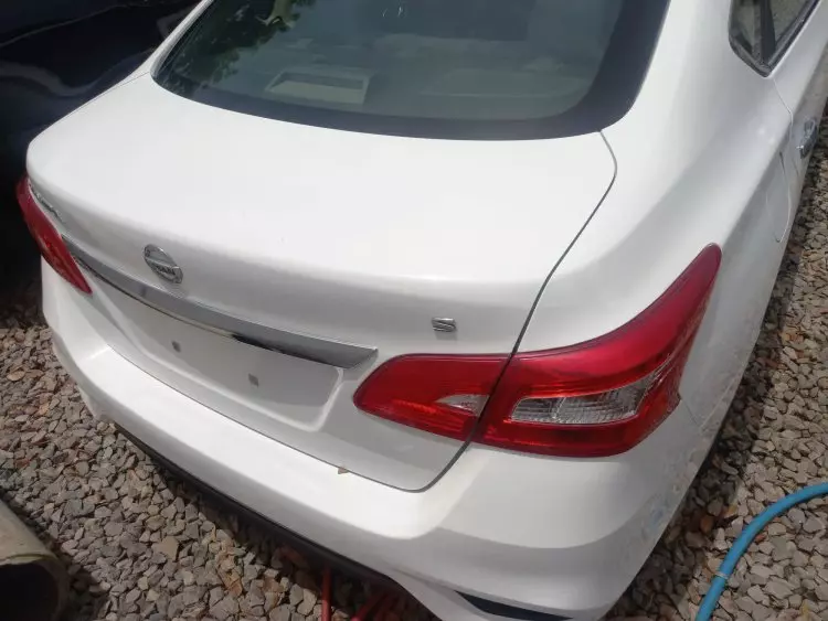 Nissan Sentra
