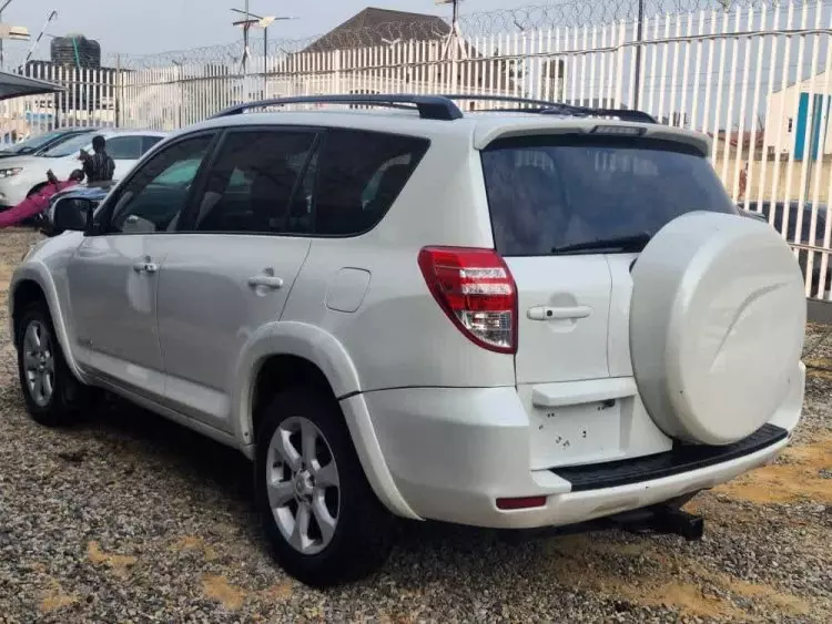 Toyota RAV 4