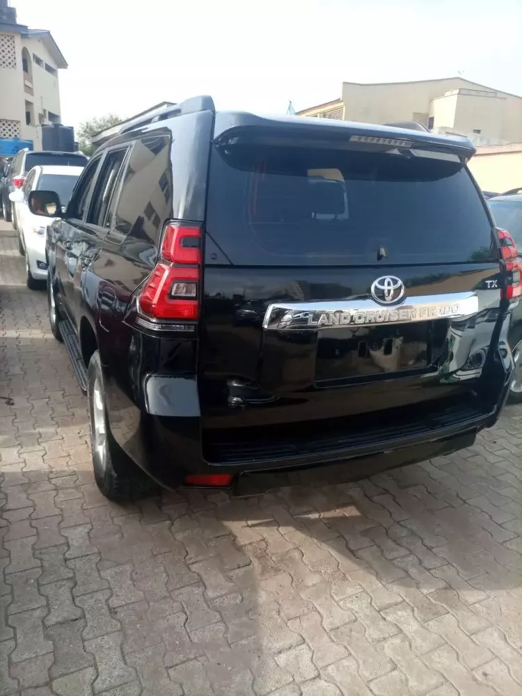 Toyota Landcruiser Prado