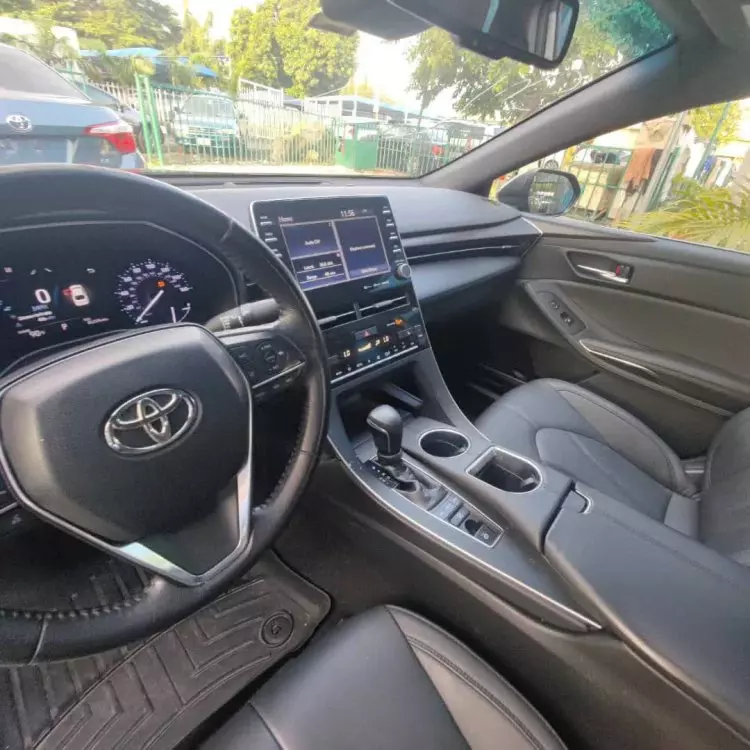 Toyota Avalon