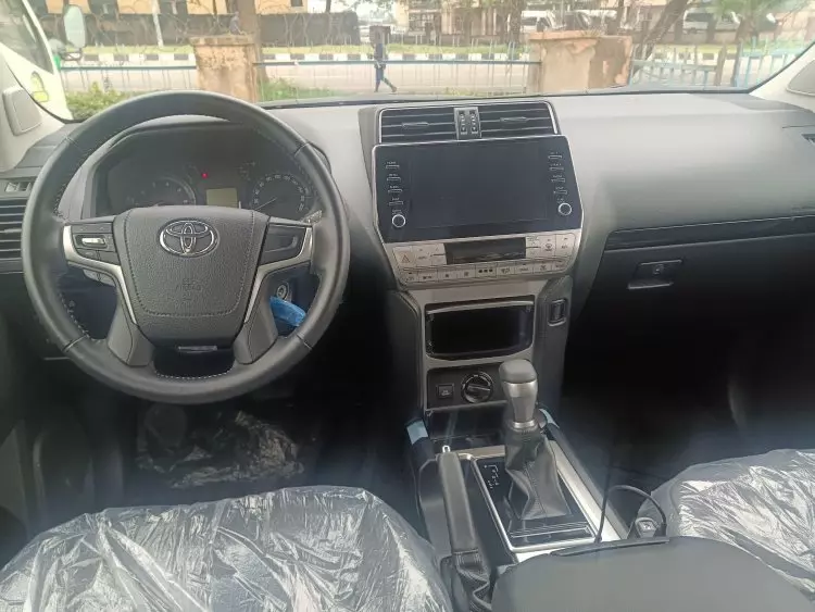 Toyota Land Cruiser Prado TX L