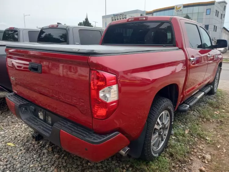 Toyota Tundra