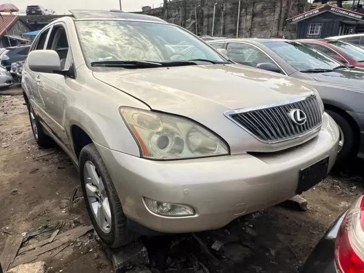 Lexus RX 330