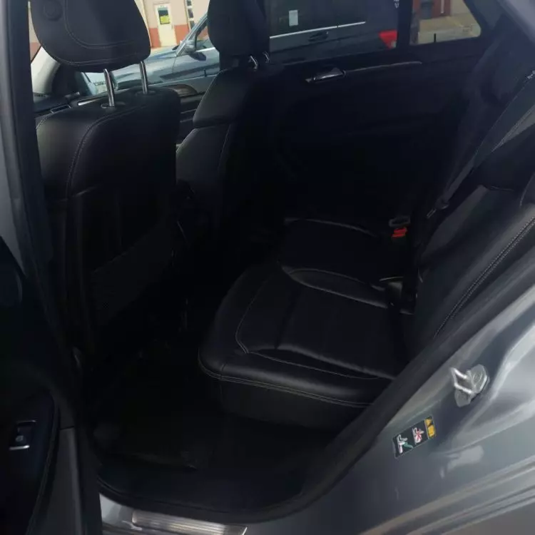 Mercedes-Benz ML 350