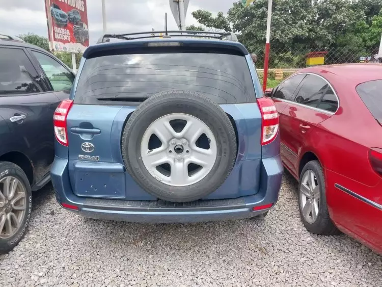 Toyota RAV 4