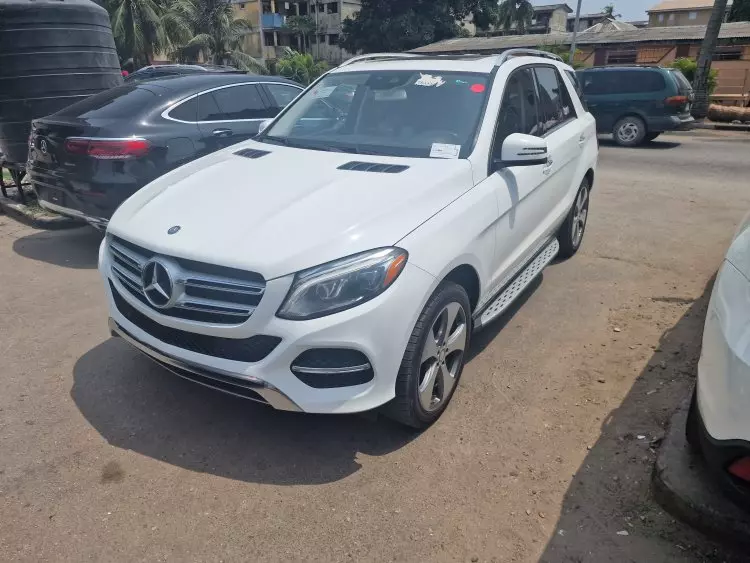Mercedes-Benz GLE 350
