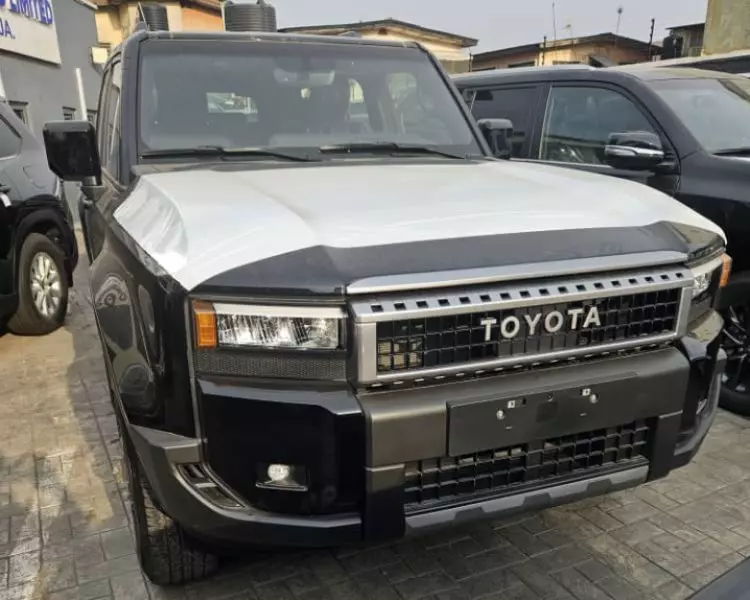 Toyota Landcruiser Prado