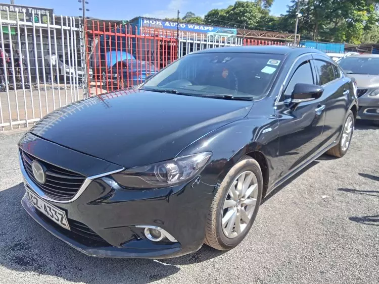 Mazda Atenza